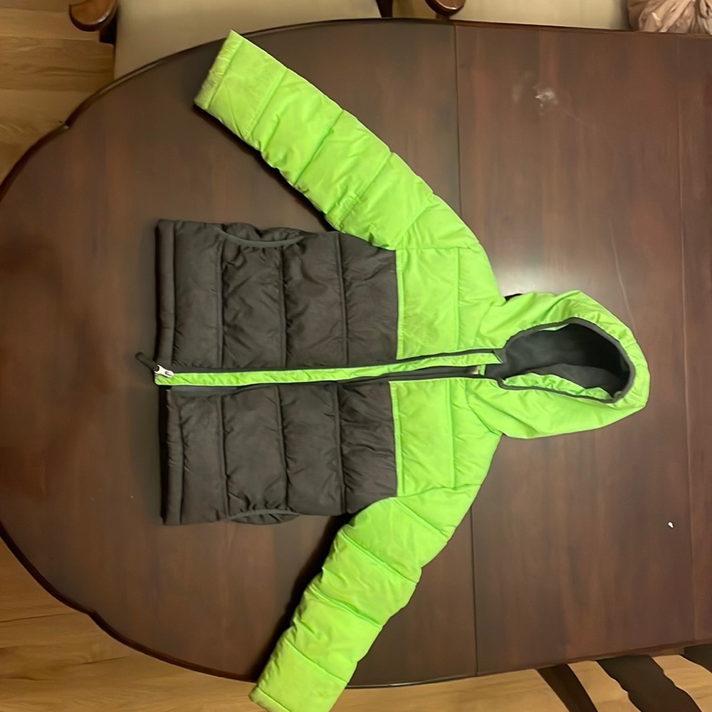 Green Boys Winter Jacket M (8) - MAKE AN OFFER - NEED GONE SOON